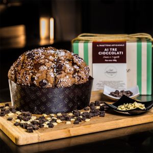 Panettone Artigianale ai Tre Cioccolati